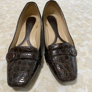 Naturalizer 8.5 Fulton Pump Patent Leather Dark Brown